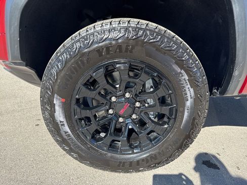 New 2026 GMC Canyon Elevation w/ Convenience Package image 33