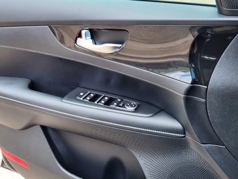 Used 2024 Kia Forte GT-Line FWD image 21
