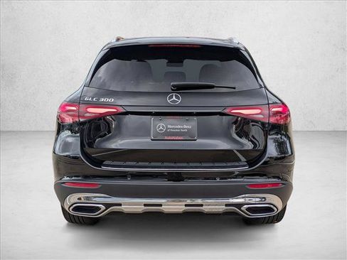 Certified 2026 Mercedes-Benz GLC 300 image 9