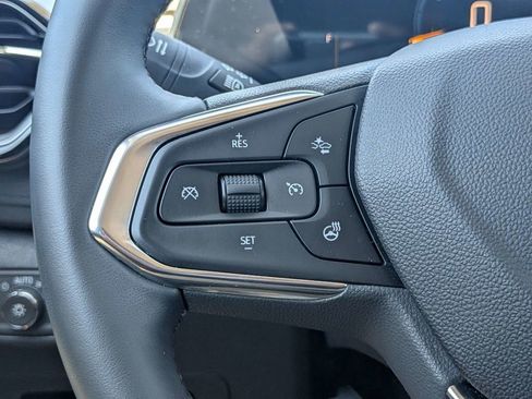 Used 2025 Chevrolet TrailBlazer LT w/ Convenience Package FWD image 24