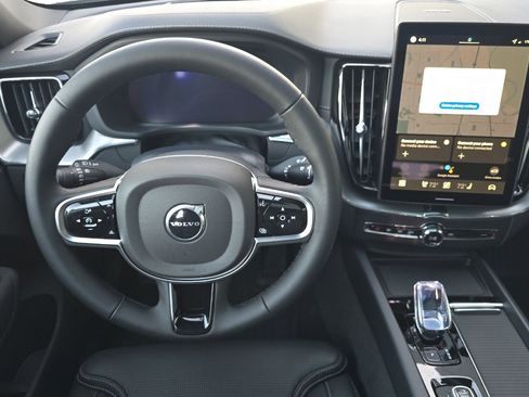New 2026 Volvo XC60 B5 Ultra w/ Protection Package Premier image 13