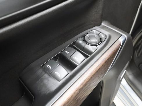 Used 2021 GMC Sierra 1500 Denali w/ Denali Ultimate Package image 8