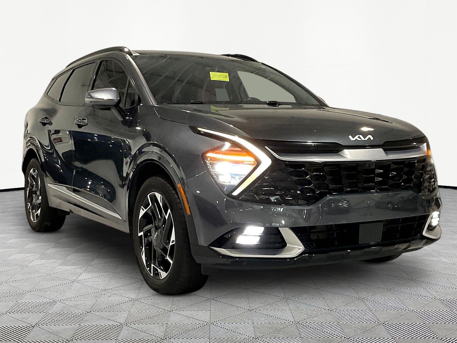 Used 2023 Kia Sportage SX AWD/4WD image 3