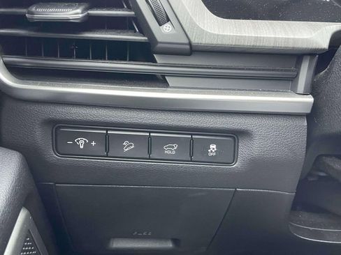 Used 2023 Kia Telluride EX w/ EX Captain's Chair Package image 19