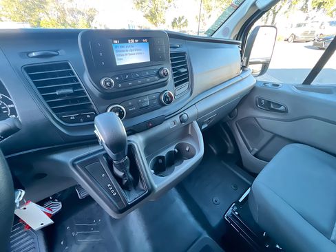 Used 2025 Ford Transit 250 Low Roof w/ Exterior Upgrade Package image 25