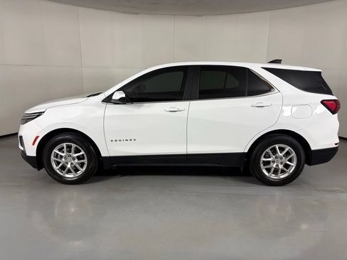 Used 2024 Chevrolet Equinox LT FWD image 5