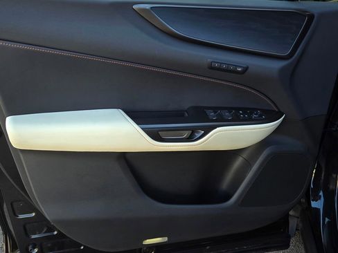 Used 2023 Lexus NX 350h AWD w/ Vision Package image 11