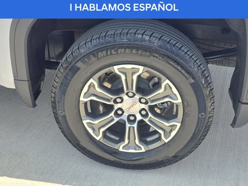Used 2026 GMC Sierra 1500 SLT RWD image 10