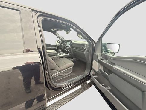 Certified 2023 Ford F150 XLT w/ Equipment Group 302A High image 32