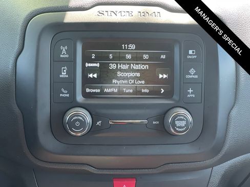 Used 2016 Jeep Renegade Trailhawk AWD/4WD image 23