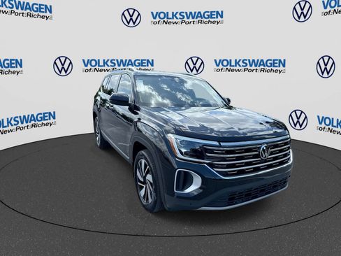 Certified 2026 Volkswagen Atlas SEL AWD/4WD image 16