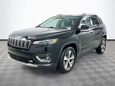 Used 2021 Jeep Cherokee Limited w/ Elite Package image 3