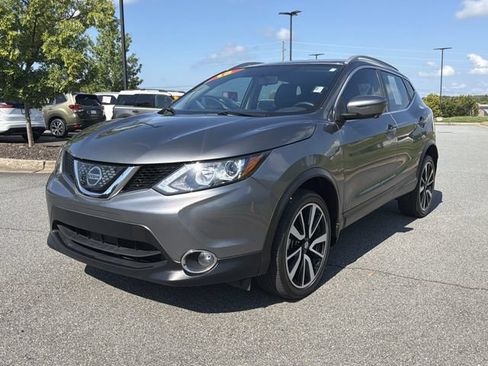 Used 2018 Nissan Rogue Sport SL FWD image 9
