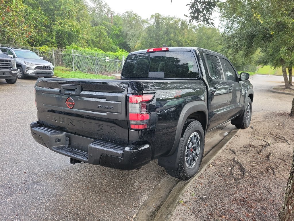 Used 2025 Nissan Frontier Pro-X w/ Pro Convenience Package RWD image 3
