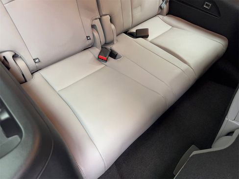 Used 2022 Honda Pilot Special Edition image 42