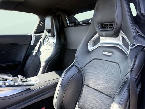 Used 2018 Mercedes-Benz AMG GT Roadster w/ Exclusive Interior Package image 4