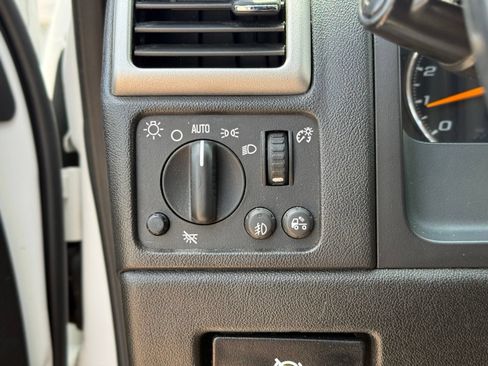 Used 2009 Chevrolet Colorado LT AWD/4WD image 23
