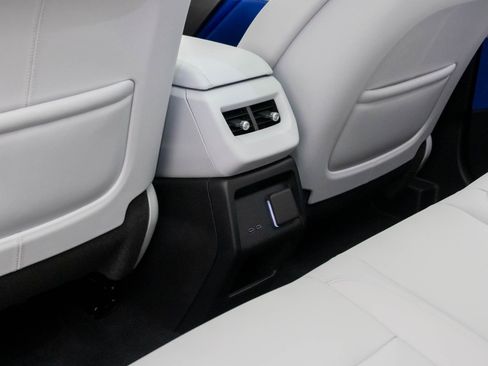 New 2026 Cadillac Optiq Luxury 1 AWD/4WD image 21