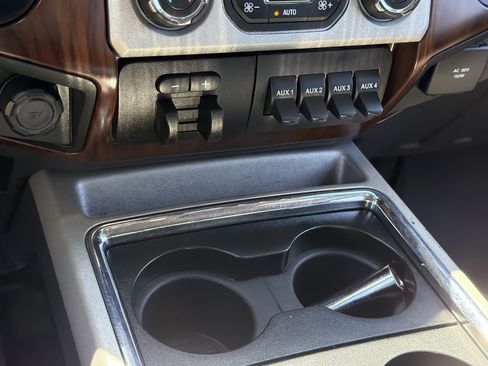 Used 2015 Ford F250 Lariat w/ Chrome Package AWD/4WD image 24