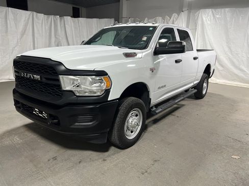 Used 2022 RAM 2500 Tradesman AWD/4WD image 3