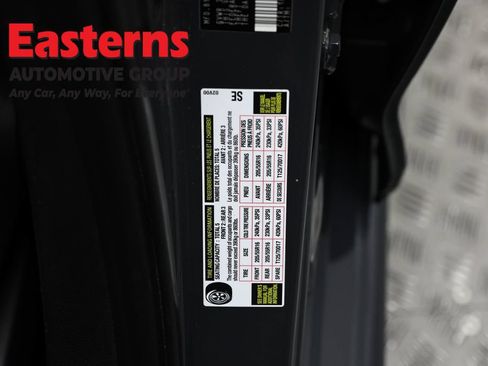 Used 2024 Toyota Corolla LE FWD image 33