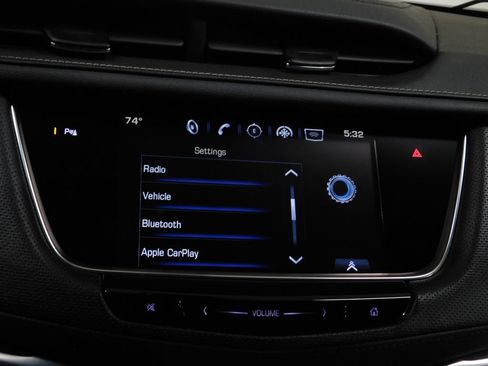 Used 2017 Cadillac XT5 FWD image 40