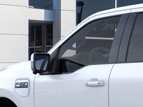 New 2025 Ford F150 Lightning Platinum image 39