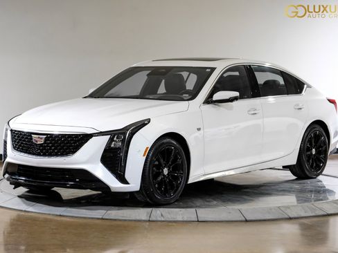 Used 2025 Cadillac CT5 Premium Luxury image 8