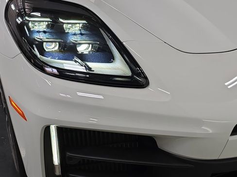 New 2025 Porsche Panamera image 12