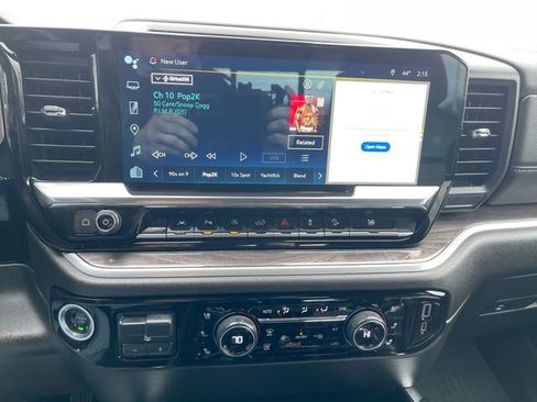 Used 2022 Chevrolet Silverado 1500 LTZ w/ LTZ Premium Package image 13