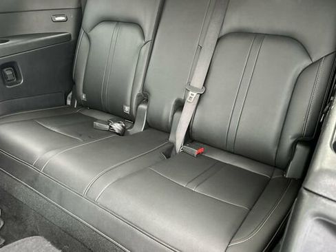 Used 2024 MAZDA CX-90 3.3 Turbo w/ Premium Package image 13