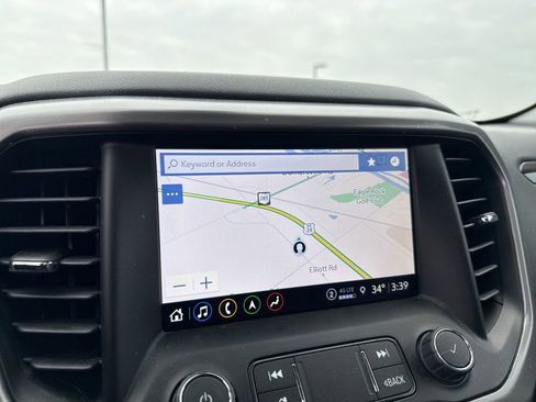 Used 2023 GMC Acadia AT4 w/ Technology Package image 28