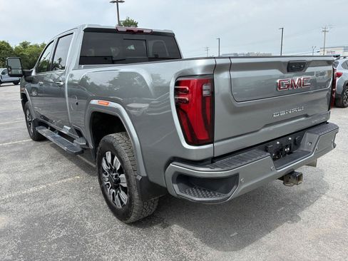 Used 2025 GMC Sierra 2500 Denali AWD/4WD image 7