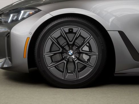 New 2026 BMW i4 eDrive40 image 7