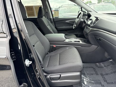 Certified 2025 Honda Ridgeline Sport image 33