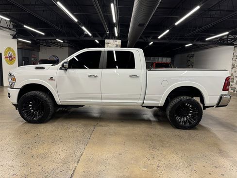 Used 2019 RAM 2500 Laramie AWD/4WD image 4
