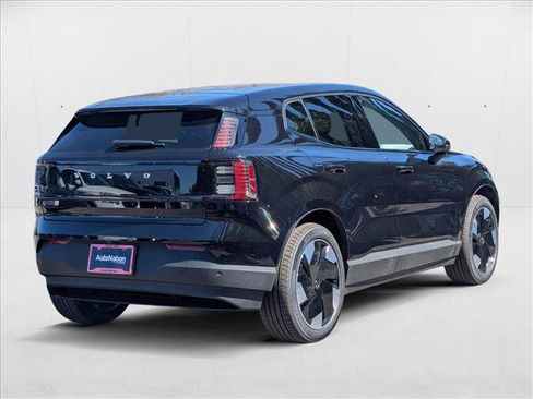 New 2025 Volvo EX30 Plus w/ Protection Package Premier image 2