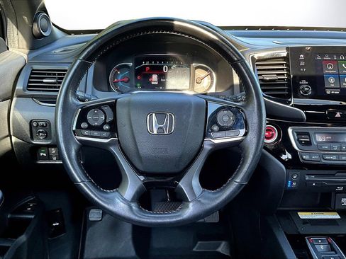 Used 2022 Honda Pilot Black Edition image 11
