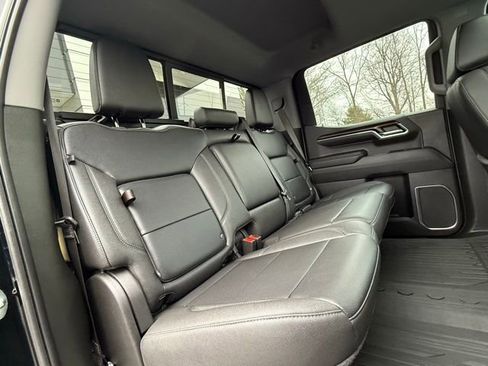 Used 2022 GMC Sierra 1500 SLT w/ SLT Premium Plus Package AWD/4WD image 22
