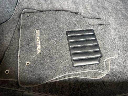 Certified 2025 Nissan Sentra S FWD image 12