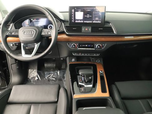 Certified 2023 Audi Q5 2.0T Prestige w/ Prestige Package AWD/4WD image 18