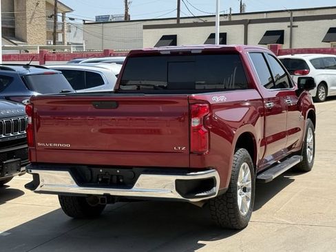 Used 2019 Chevrolet Silverado 1500 LTZ w/ LTZ Texas Edition AWD/4WD image 4