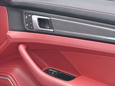 Certified 2023 Porsche Panamera 4 Platinum Edition AWD/4WD image 21