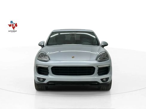 Used 2018 Porsche Cayenne Platinum Edition image 9