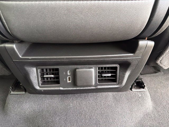 Used 2025 GMC Sierra 1500 SLT RWD image 12