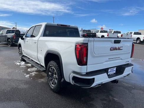 Used 2024 GMC Sierra 1500 AT4 image 12