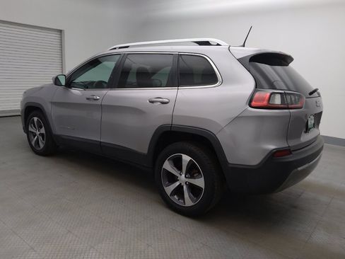 Used 2019 Jeep Cherokee Limited FWD image 3