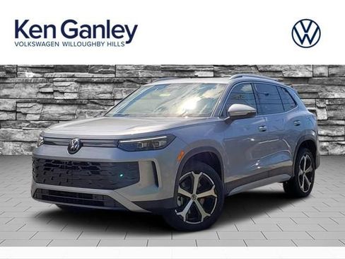 New 2025 Volkswagen Tiguan SE AWD/4WD image 1