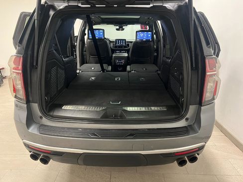 Used 2021 Chevrolet Tahoe High Country w/ Premium Package AWD/4WD image 20