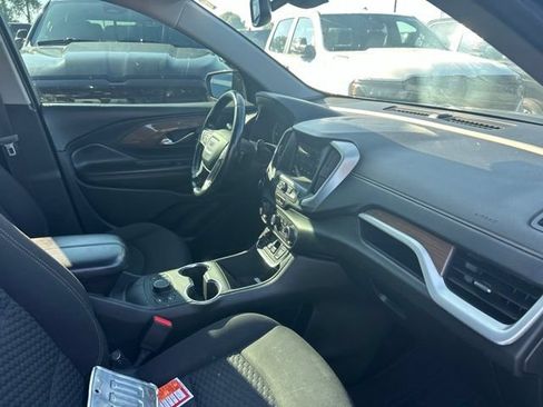 Used 2018 GMC Terrain SLE w/ Driver Convenience Package FWD image 7